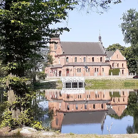 Zlotopolska Sielanka Ferienhaus Załuski